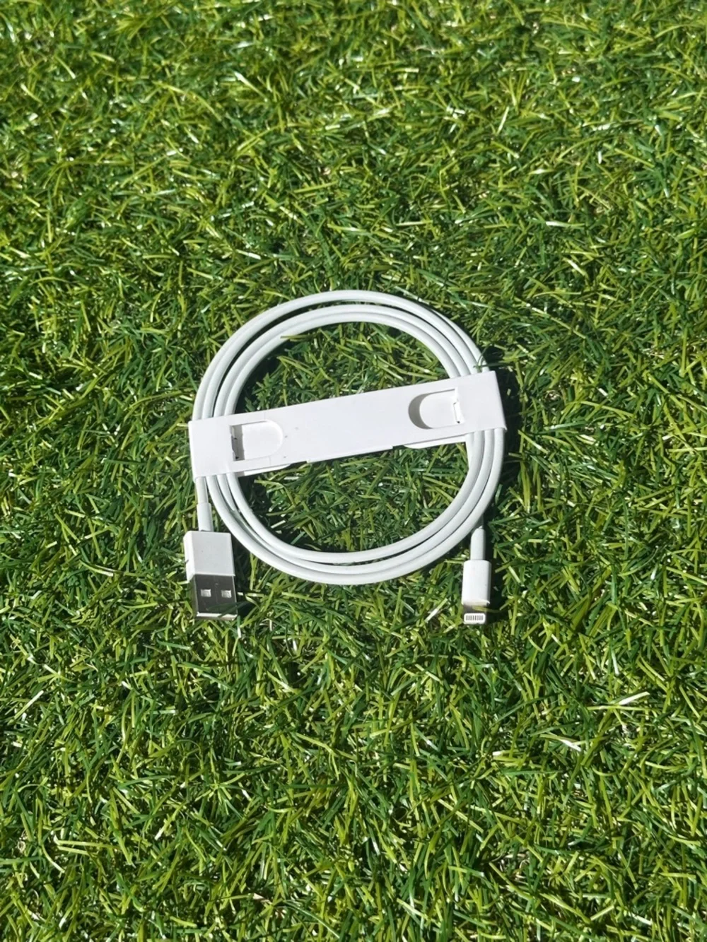 Apple White Lightning USB to Lightning Charging Cable-NEW